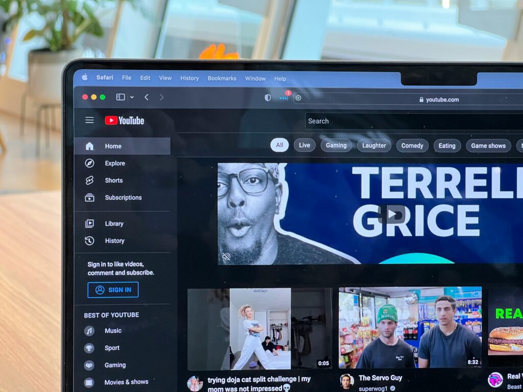 finding a youtube channel by a reverse image search
